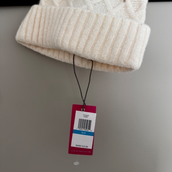 Vince Camuto Beanie Toque - Picture 2 of 3